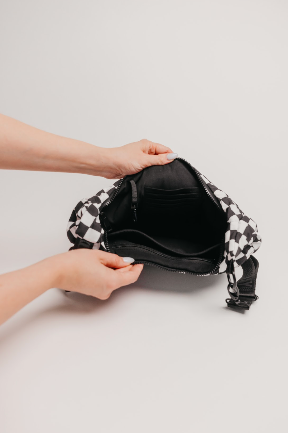 BRIXLEY OFF GRID CRESCENT BAG