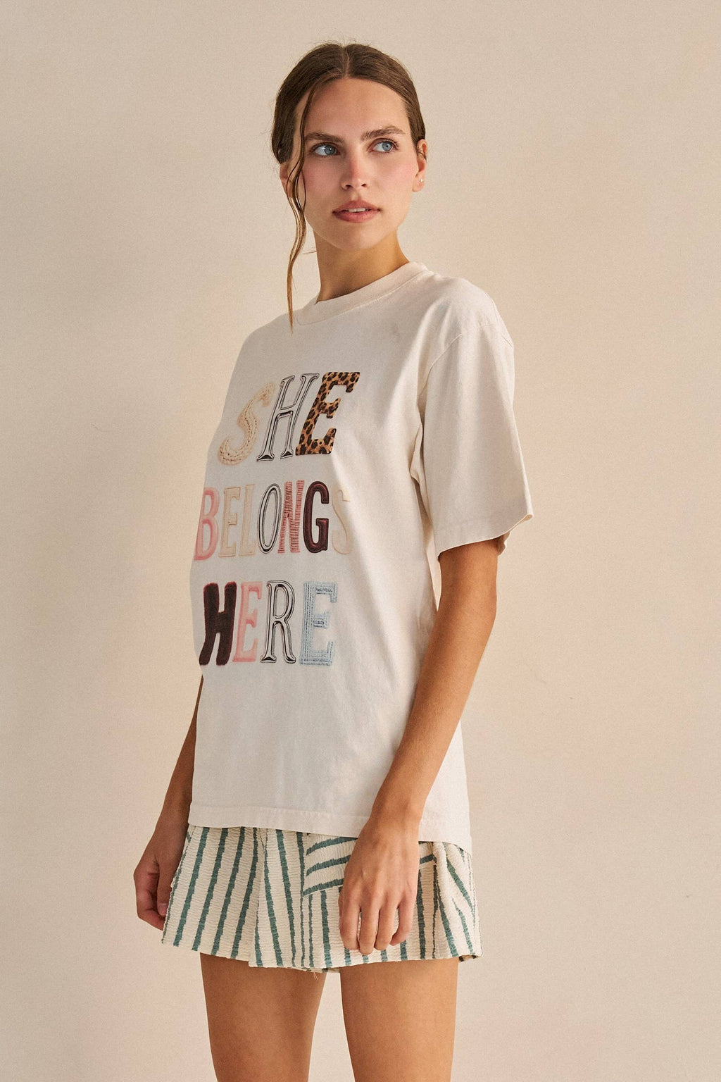 TEXTURED STRIPE POCKET SHORTS