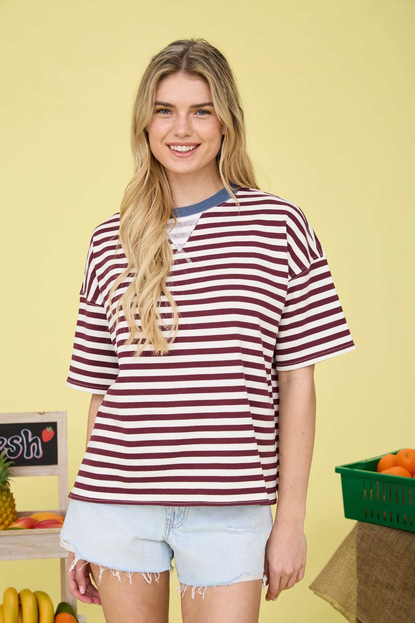 BURGUNDY COLORBLOCK SHORT SLEEVE KNIT T-SHIRT