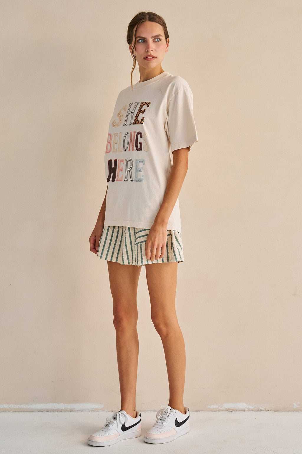 TEXTURED STRIPE POCKET SHORTS