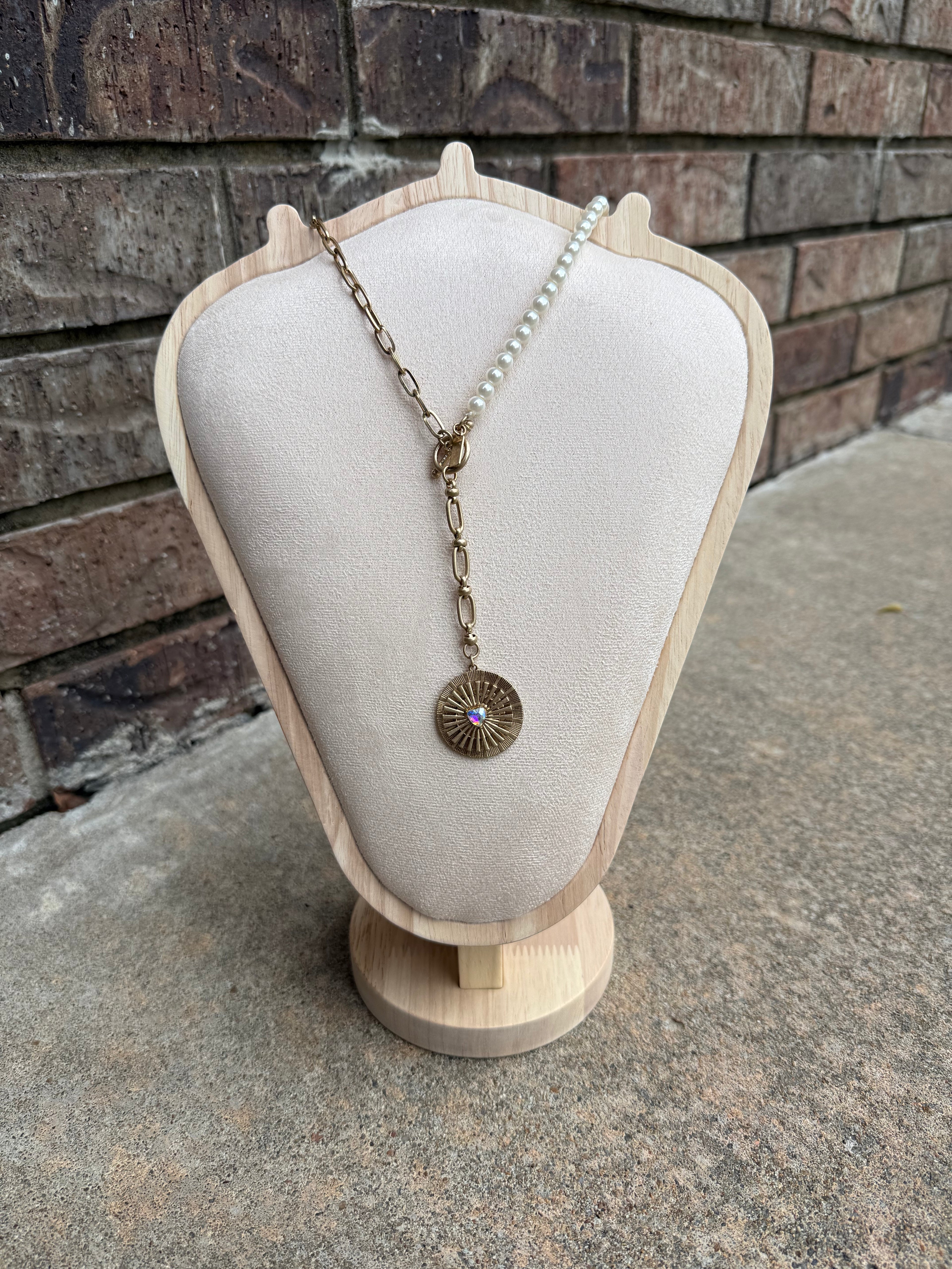 BRINKLEY NECKLACE