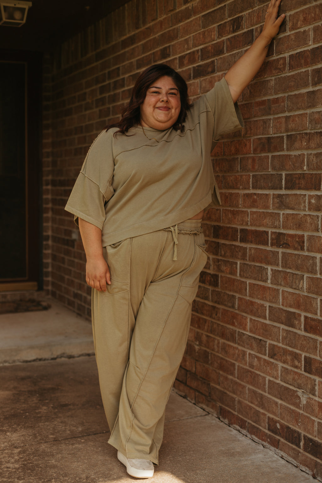 OLIVE MINERAL WASHED TOP & BARREL PANT SET